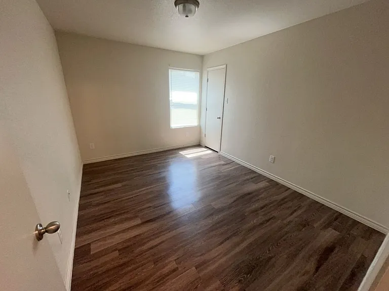 803 Eastland Dr #A — Photo 10