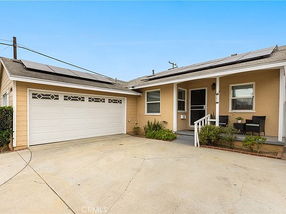 3rd image of 11015 Santa Gertrudes Ave