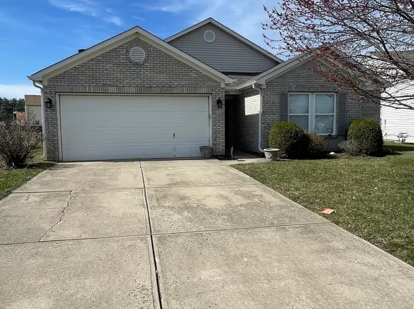 6886 W Raleigh Dr, McCordsville, IN 46055