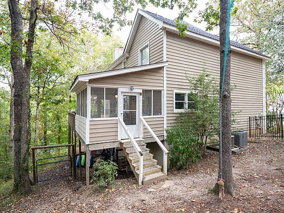 5th image of 119 Huntington Pl