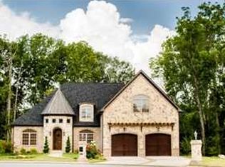 8918 Rostis Ln, Chattanooga, TN 37421