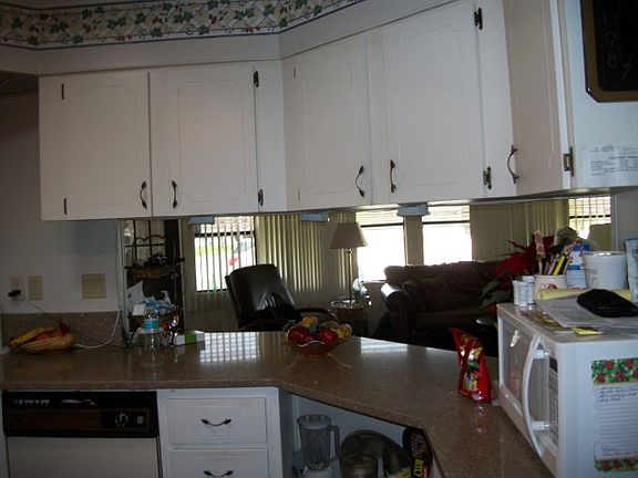 4th image of 2120 Chesapeake Pl