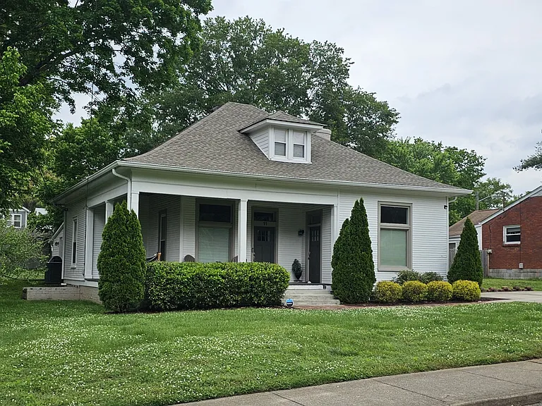 11 Waters Ave — Photo 26