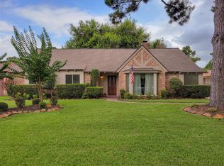11413 Ash Creek Dr, Houston, TX 77043