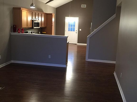 3rd image of 3020 Caddis Ln