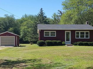 4309 S County Trl, Charlestown, RI 02813
