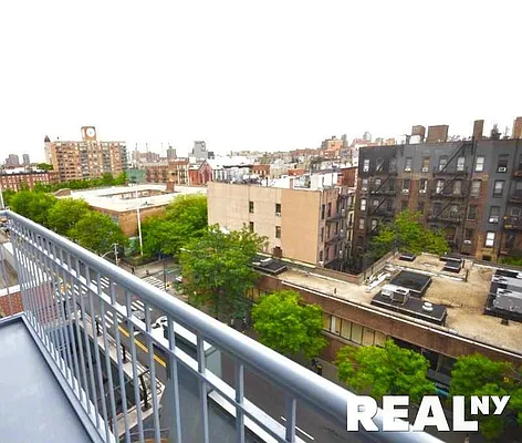 Rented by REAL New York | media 17