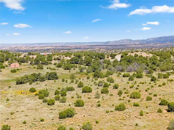7 Toribelle Trl, Santa Fe, NM 87506