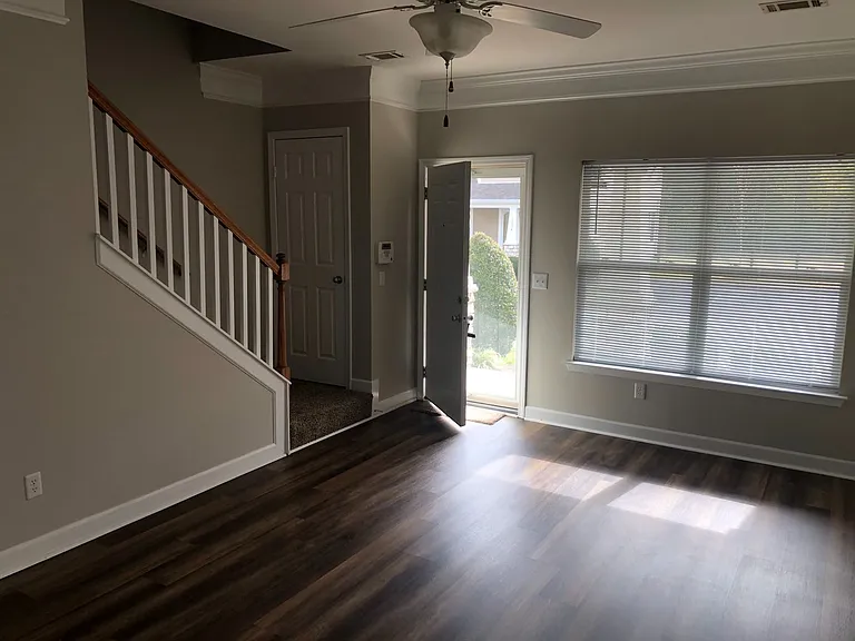 1813 Lincoya Bay Dr — Photo 3