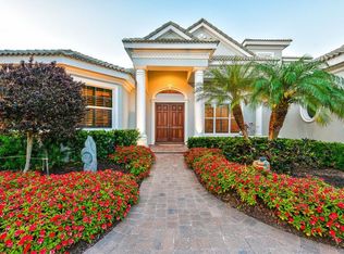 5339 Hunt Club Way, Sarasota, FL 34238
