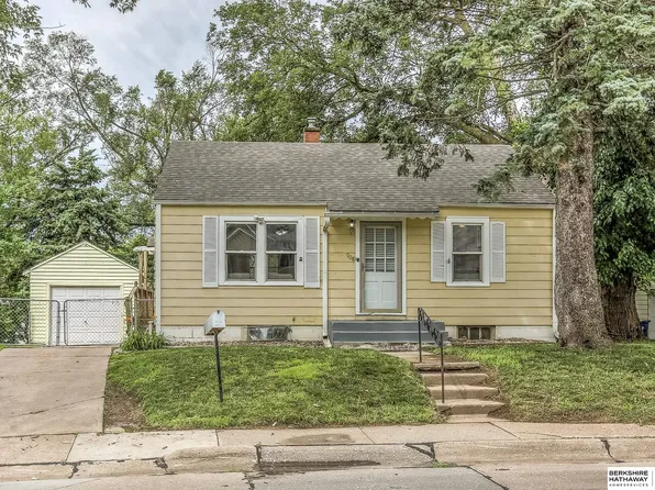 908 McLaughlin Cir, Bellevue, NE 68005