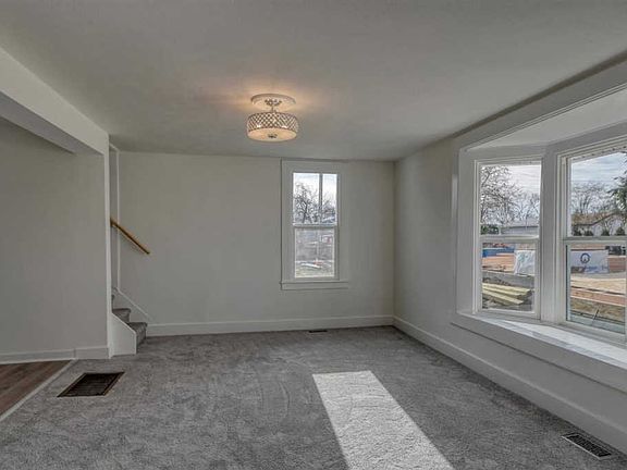 5th image of 1728 E North Ave
