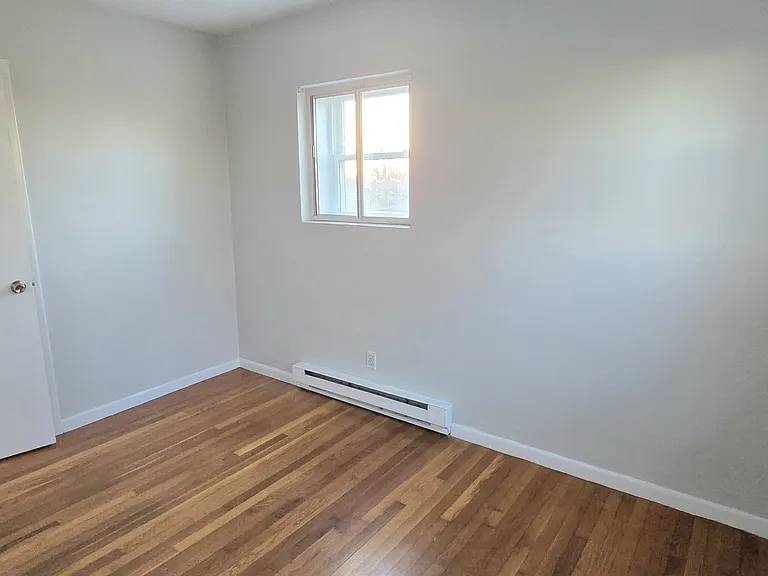 5 Waldemar Ave #3 — Photo 12