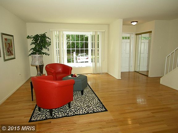 3rd image of 11926 Shagbark Dr
