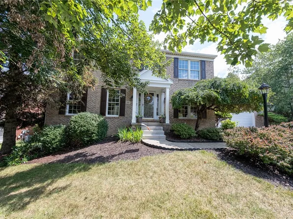 366 Valerie Dr, Cranberry Township, PA 16066