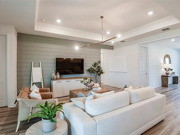 6th image of this home