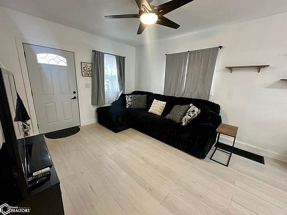 5th image of 726 Ellis Ave