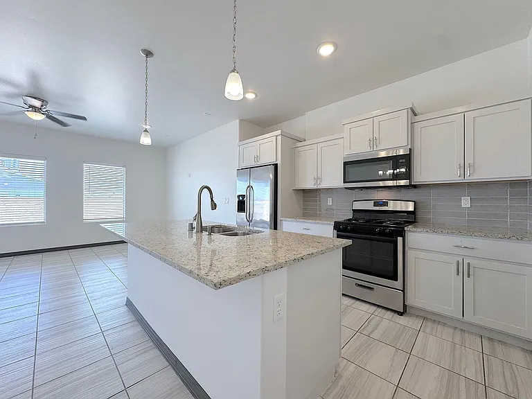 121 Alamito Creek Ave — Photo 9