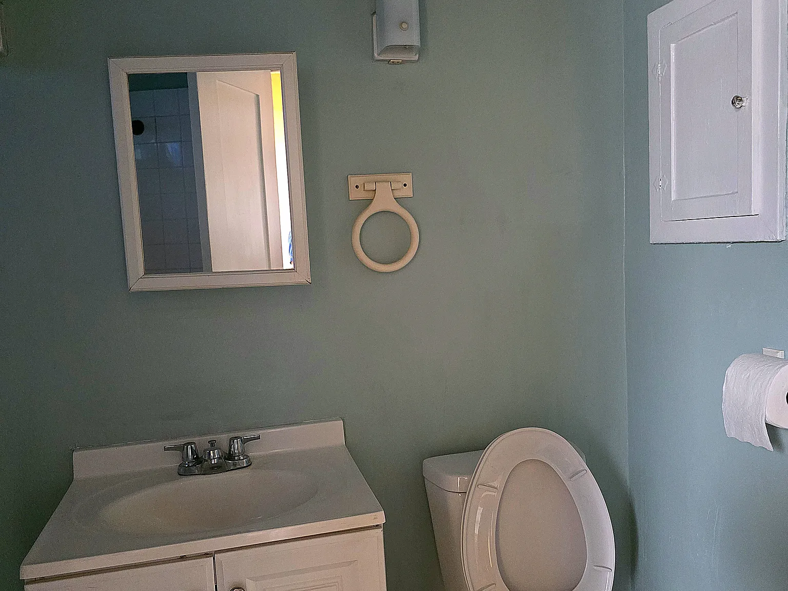 1 bed, 750 sqft, $2,000 — Photo 4