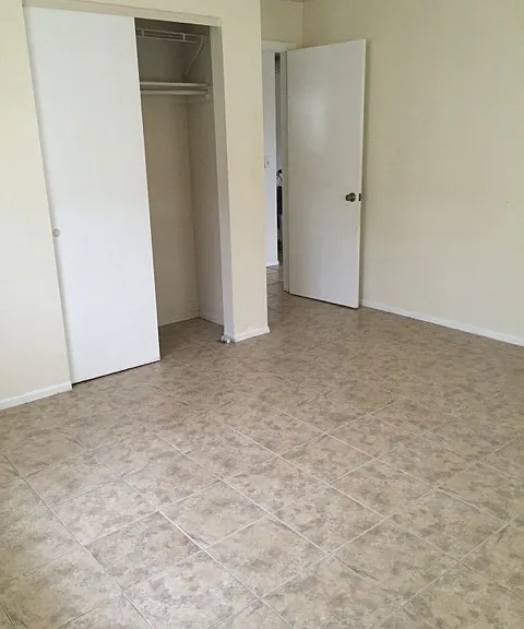 8680 Cypress Lake Dr — Photo 5