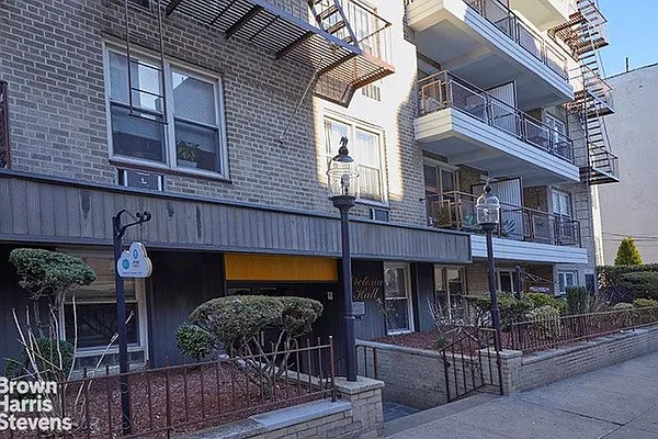 Rented by Brown Harris Stevens | media 11