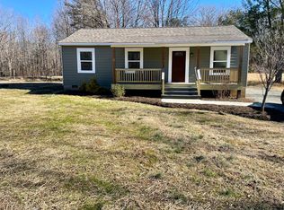 1808 Nichols Rd, Powhatan, VA 23139