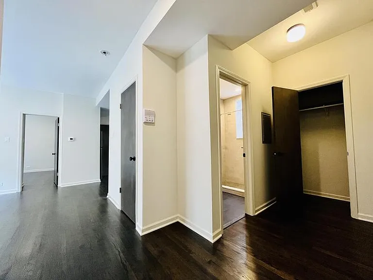 1371 S California Ave #2W — Photo 12