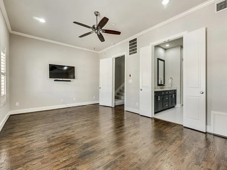 747 Will Rice Ave — Photo 13