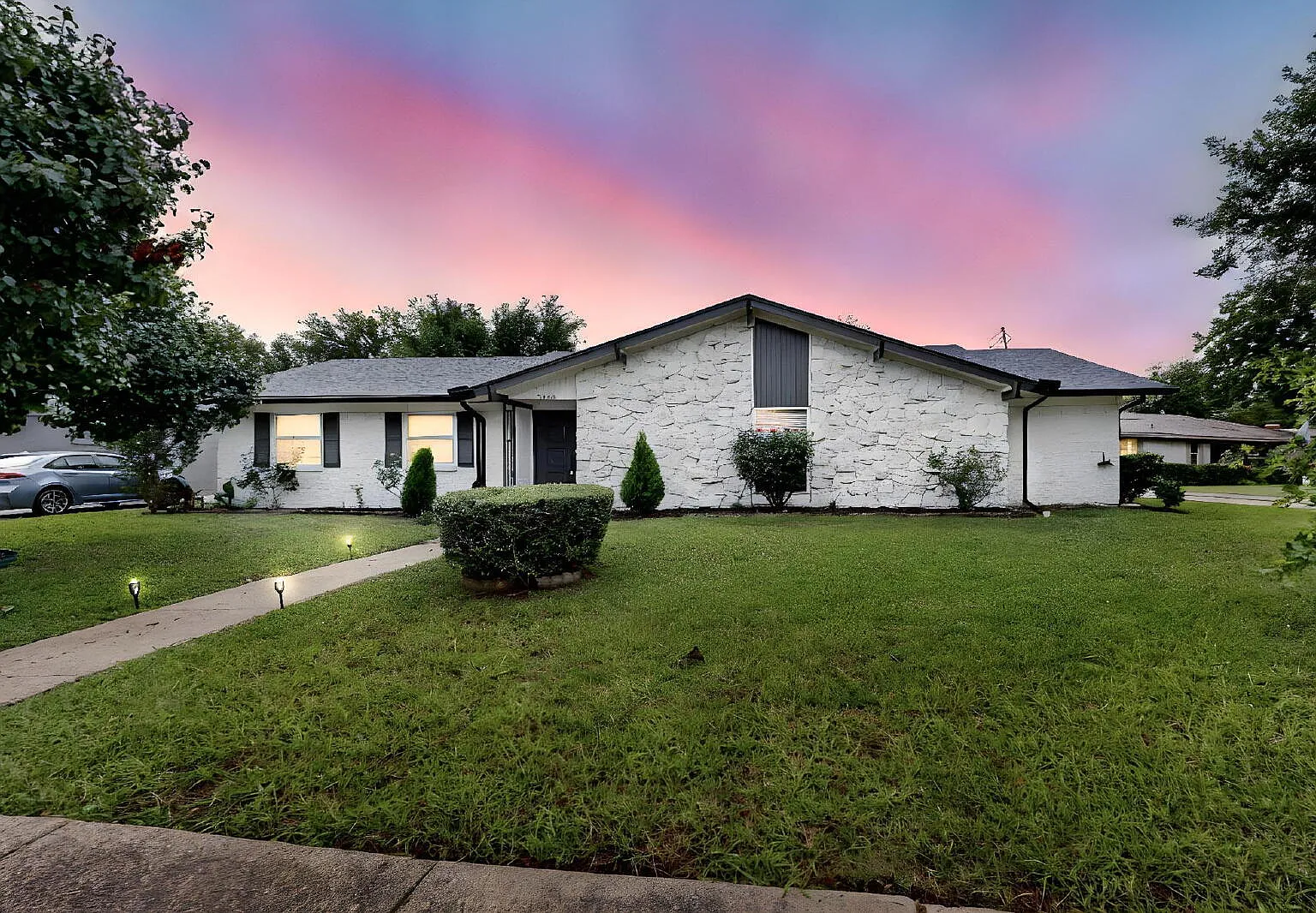 4 bed, 3.0 bath, 2051 sqft, $3,400 — Photo 1