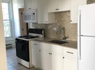 802 Dempster St, Evanston, IL 60202