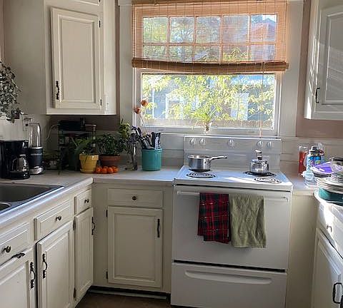 Kitchen. Includes dish washer and microwave.