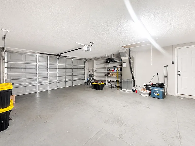 7924 Halsey Dr — Photo 19