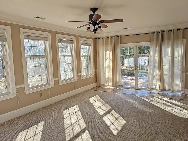 8290 Chapel Point Rd — Photo 2