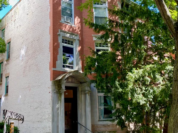17 Warwick Rd APT 5, Brookline, MA 02445