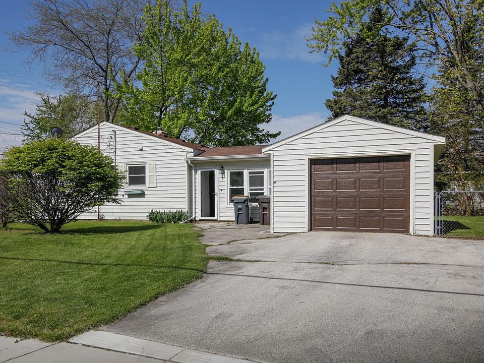 4314 Stratford Dr-116