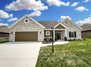 518 Flagstone Way, Tipp City, OH 45371