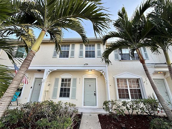 2nd image of 9914 NW 56th Pl