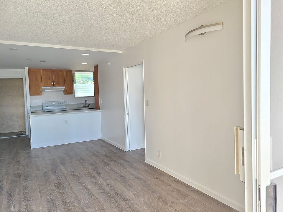 1st image of 1215 Alexander St APT 402