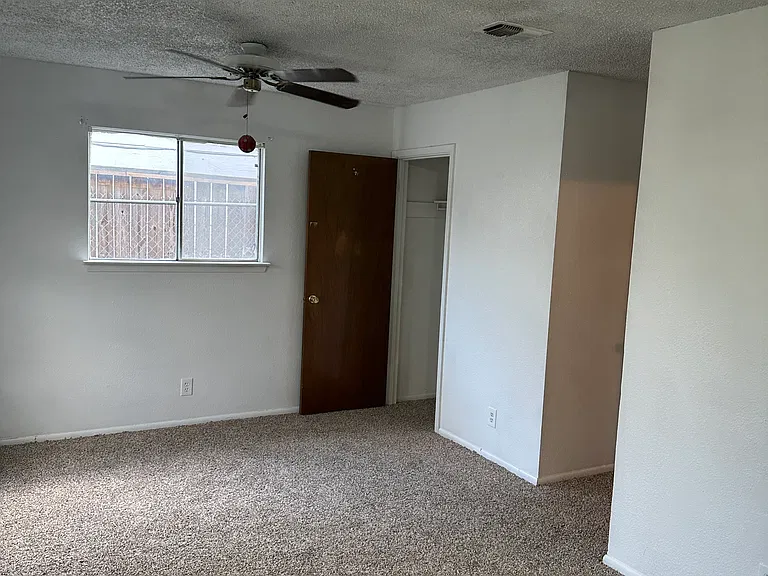 5422 Grey Rock Dr — Photo 6