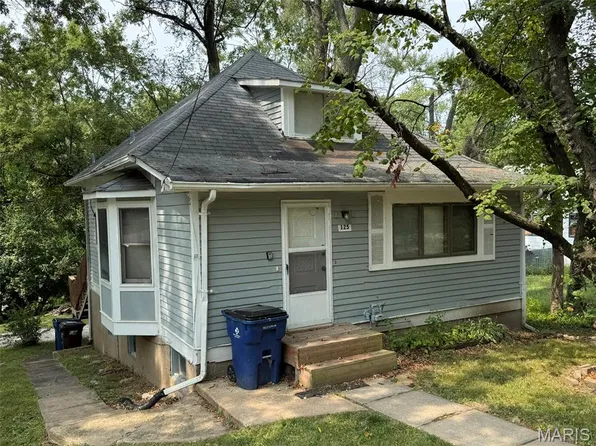 125 S Harvey Ave, Saint Louis, MO 63135