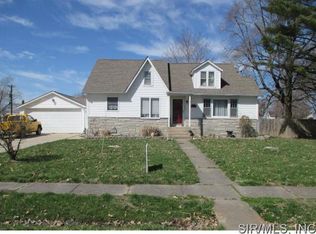 205 S Oak St, Hoffman, IL
