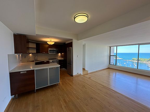 3rd image of 3200 N Lake Shore Dr APT 1702