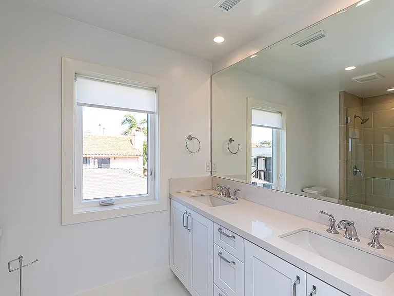 1438 Hornblend St — Photo 13