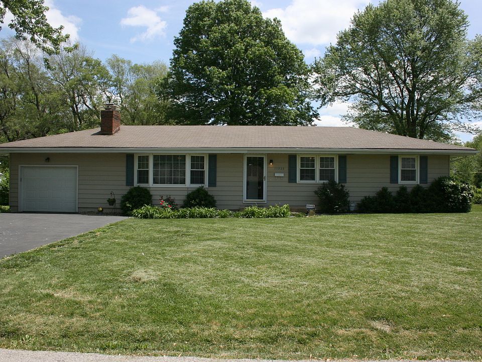 1st image of 11323 Applewood Dr