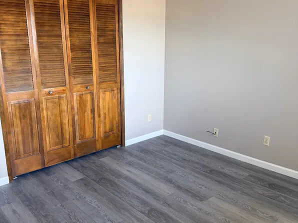 2556 W Harvard Ave, Roseburg, OR 97471