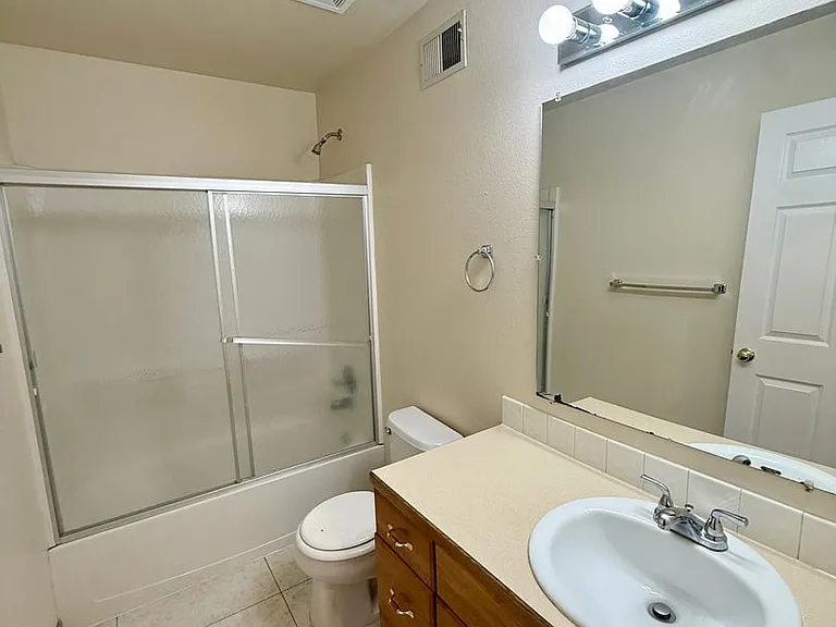 816 S College Ave — Photo 19