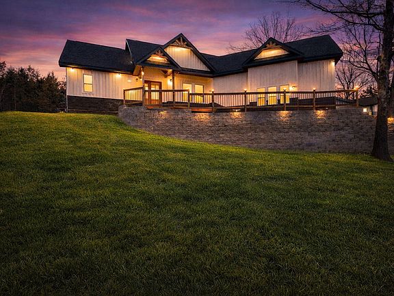 2nd image of 1029 Hanging Branch Ridge