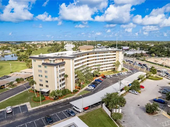 8950 Park Blvd APT 508, Seminole, FL 33777