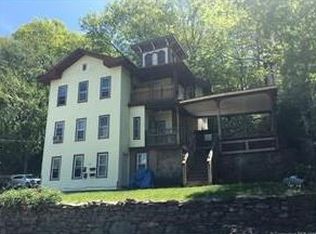 47 Wilkinson St, Putnam, CT 06260