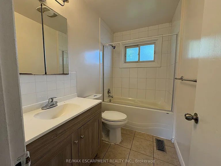 928 Upper Gage Ave — Photo 8